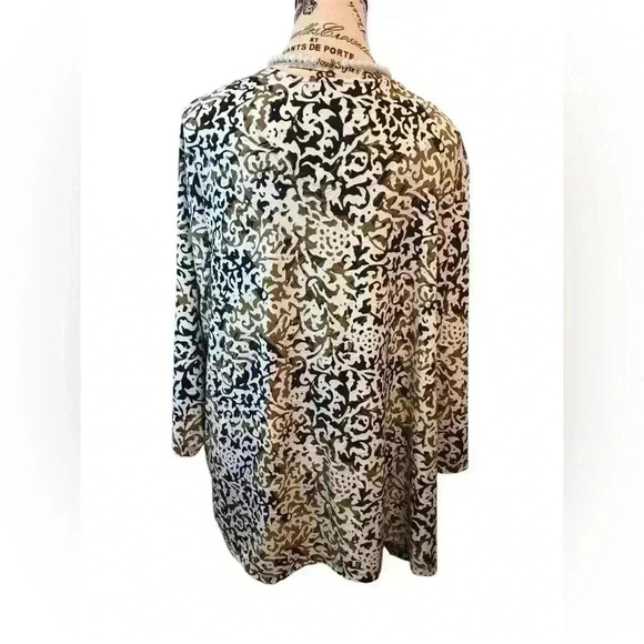 JM Collection Woman Sz 3X Blouse Beige Tan  Black Geometric Print Scoop Neck - Picture 2 of 5